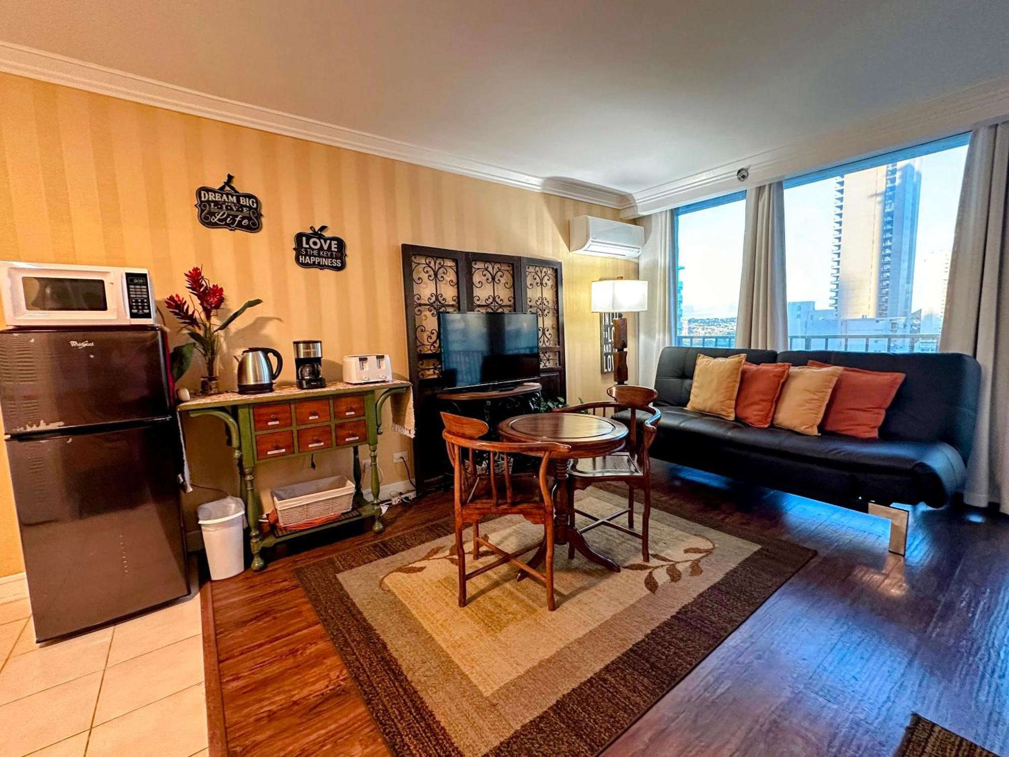 Vacation Rental Studios At Royal Garden Waikiki Гонолулу Номер фото